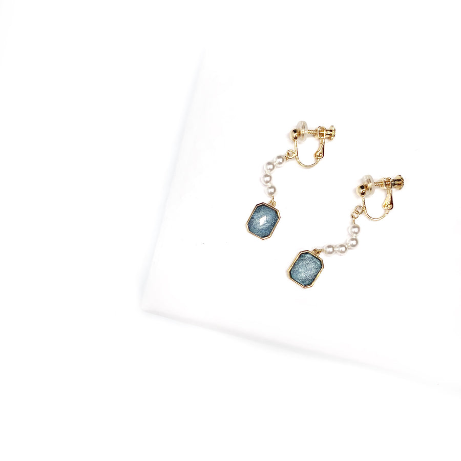 Elegant 14K Gold-plated Crystal Resin Drop Earrings