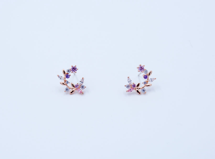 Elegant Rose Gold-plated Zirconia Floral Stud Earrings