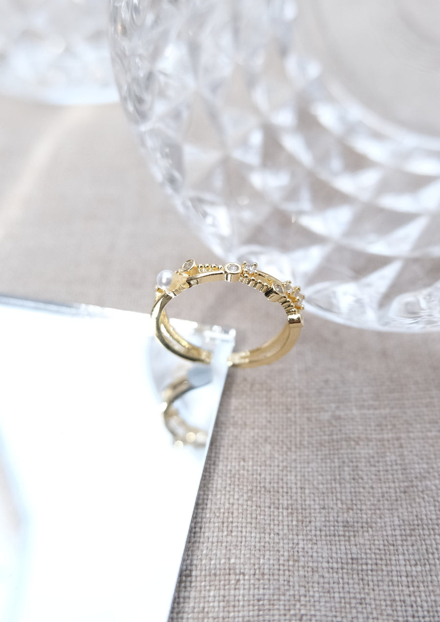 Modern Gold-plated Ring