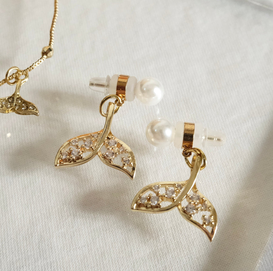Elegant 14K Gold-plated Cubic Zirconia Fishtail Drop Earrings