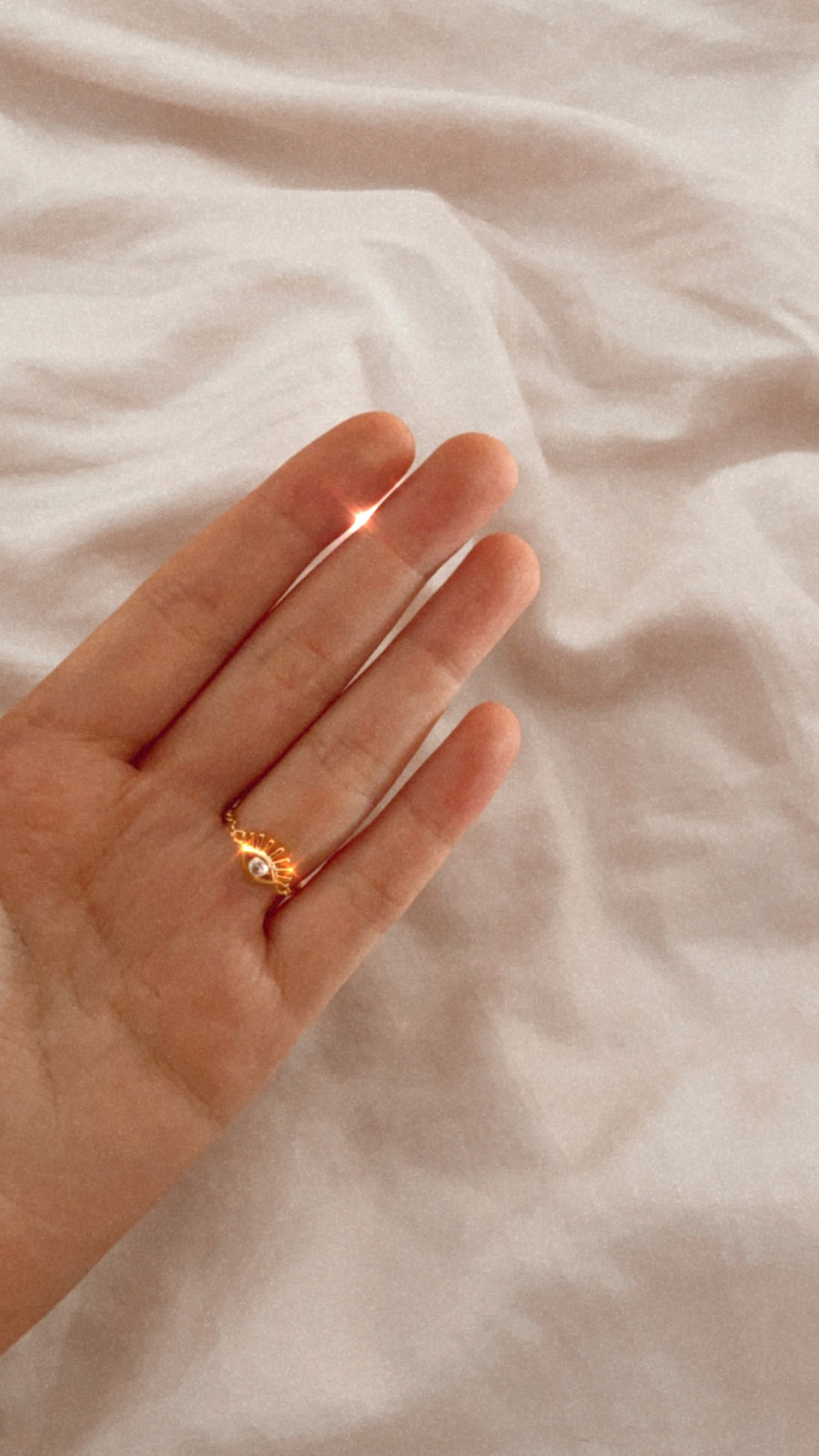 Modern Gold-plated Zirconia Eye Ring