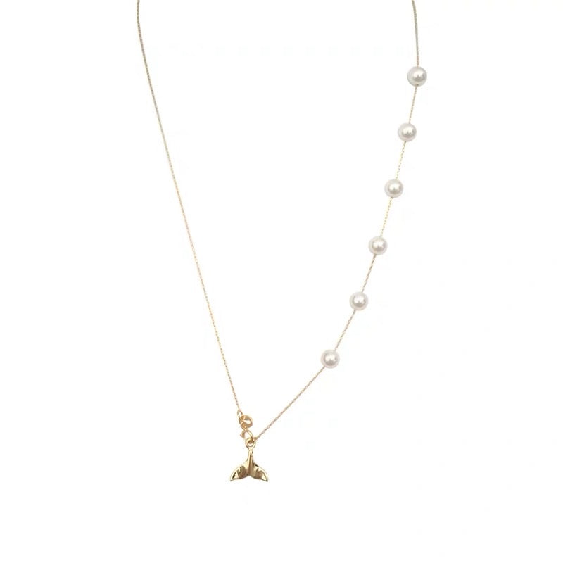 Elegant 18K Gold-plated Pearl Fishtail Necklace